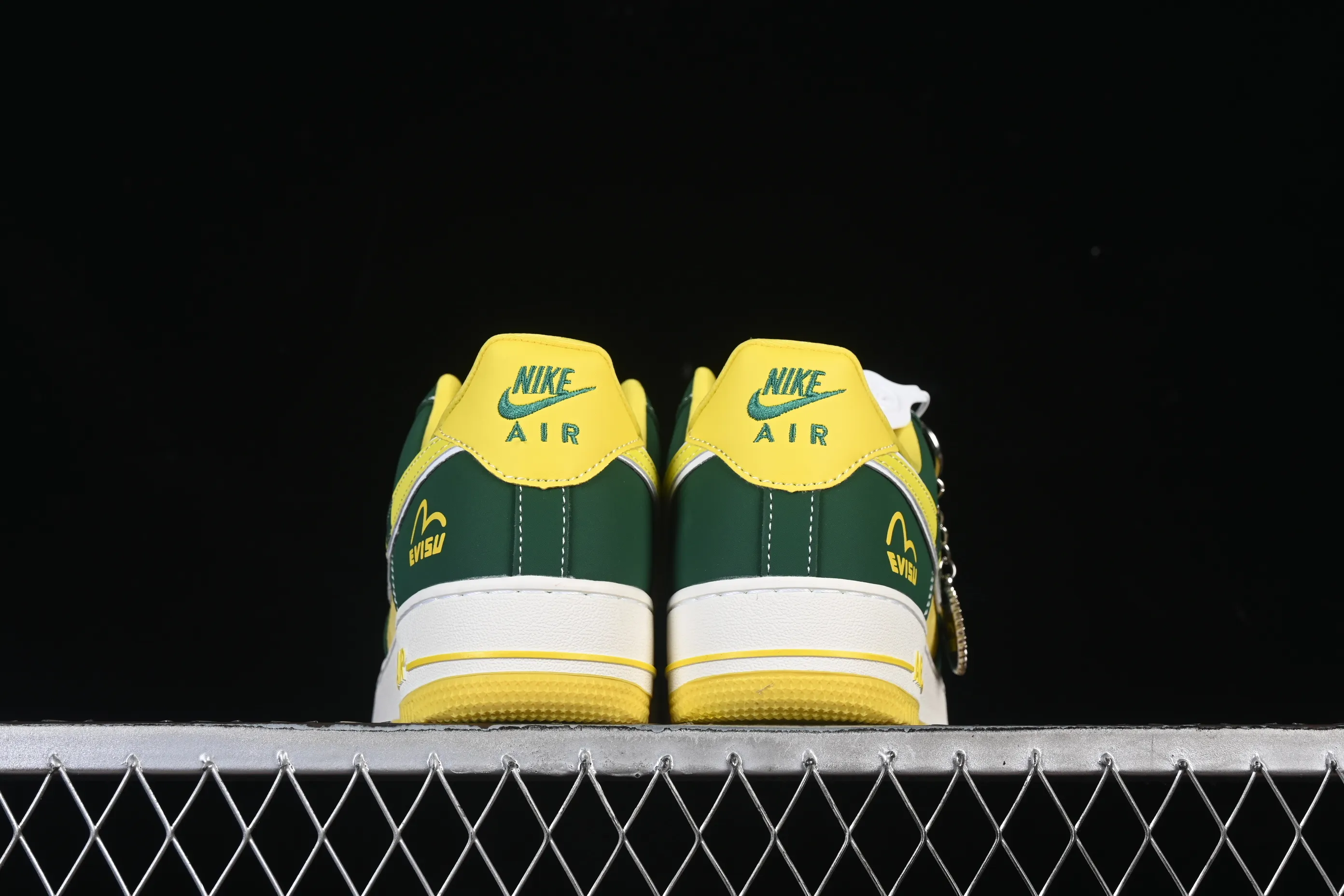 All categories Nk Air Force 1 Air Force series Nk Air Force 1 Low Air Force low-top Nike Air Force 1'07 Low grass green yellow Air Force 1 low-top casual sneakers SY1388-008
